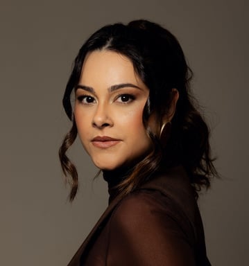 Dra. Letícia Claudino, oftalmologista em Goiânia